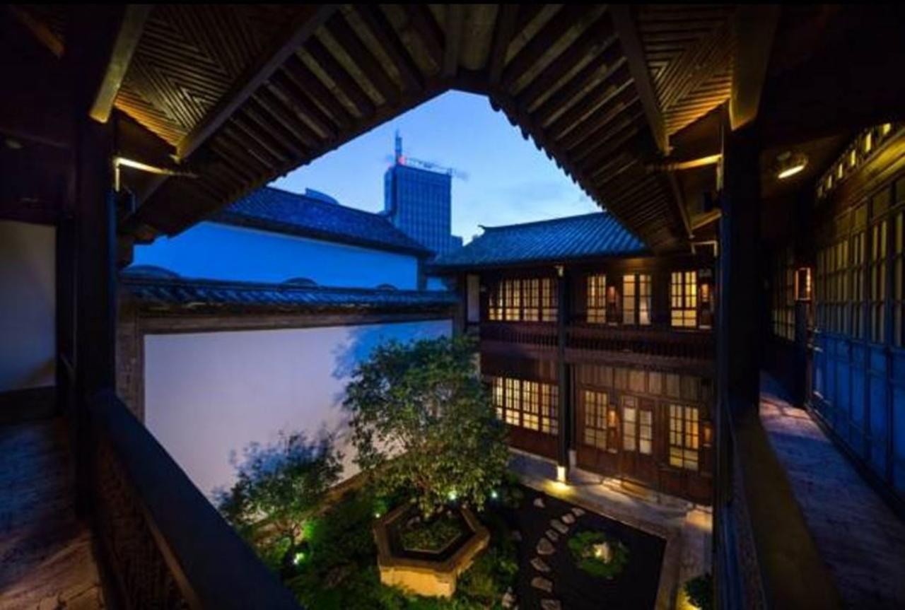 Silver Chest Boutique Hotel Kchun-ming Exteriér fotografie
